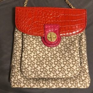 *** DKNY *** Crocodile and Fabric Crossbody Purse